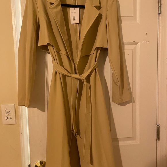 Trench coat - Picture 2 of 5